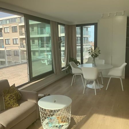 Sea View Penthouse Appartement De Panne Buitenkant foto