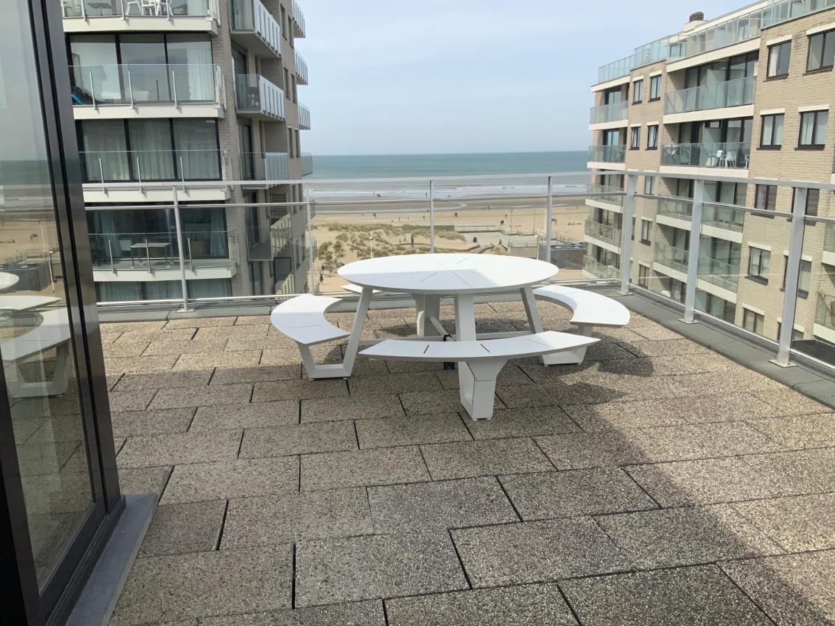 Sea View Penthouse Appartement De Panne Buitenkant foto